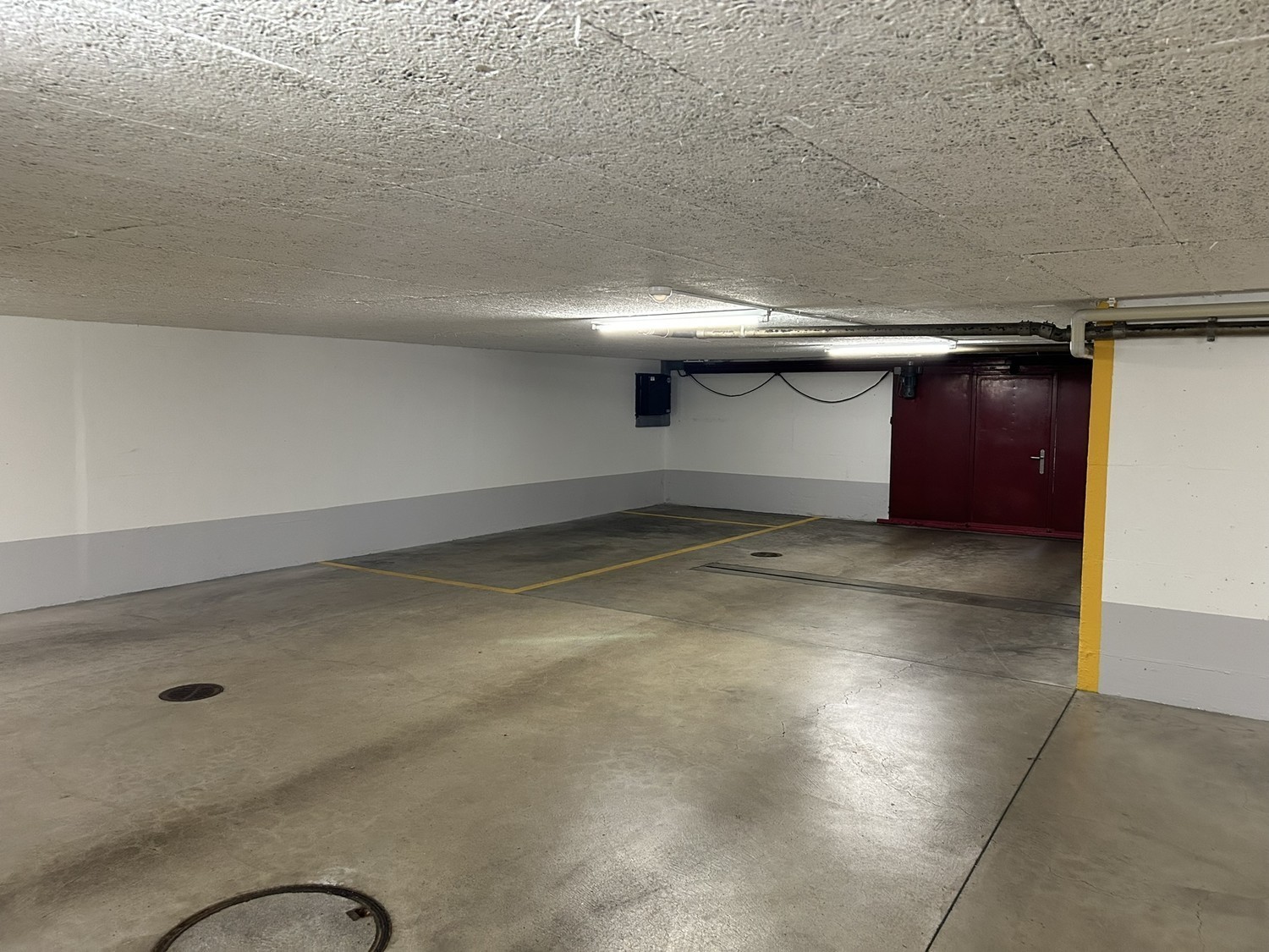 Underground slot