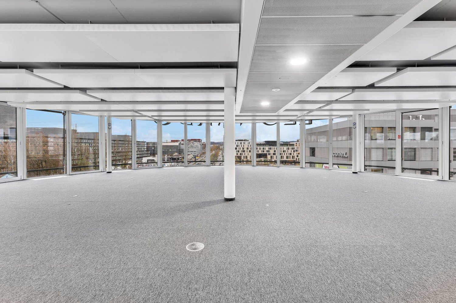 1482m² bureau