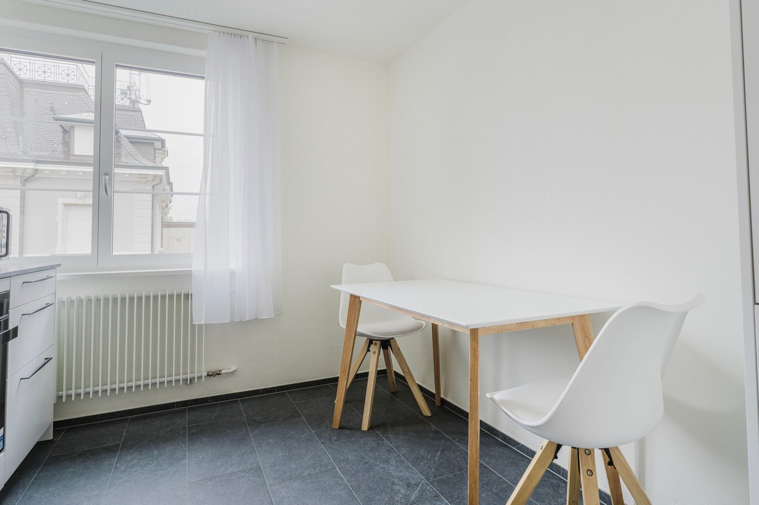 2 rooms furnished flat