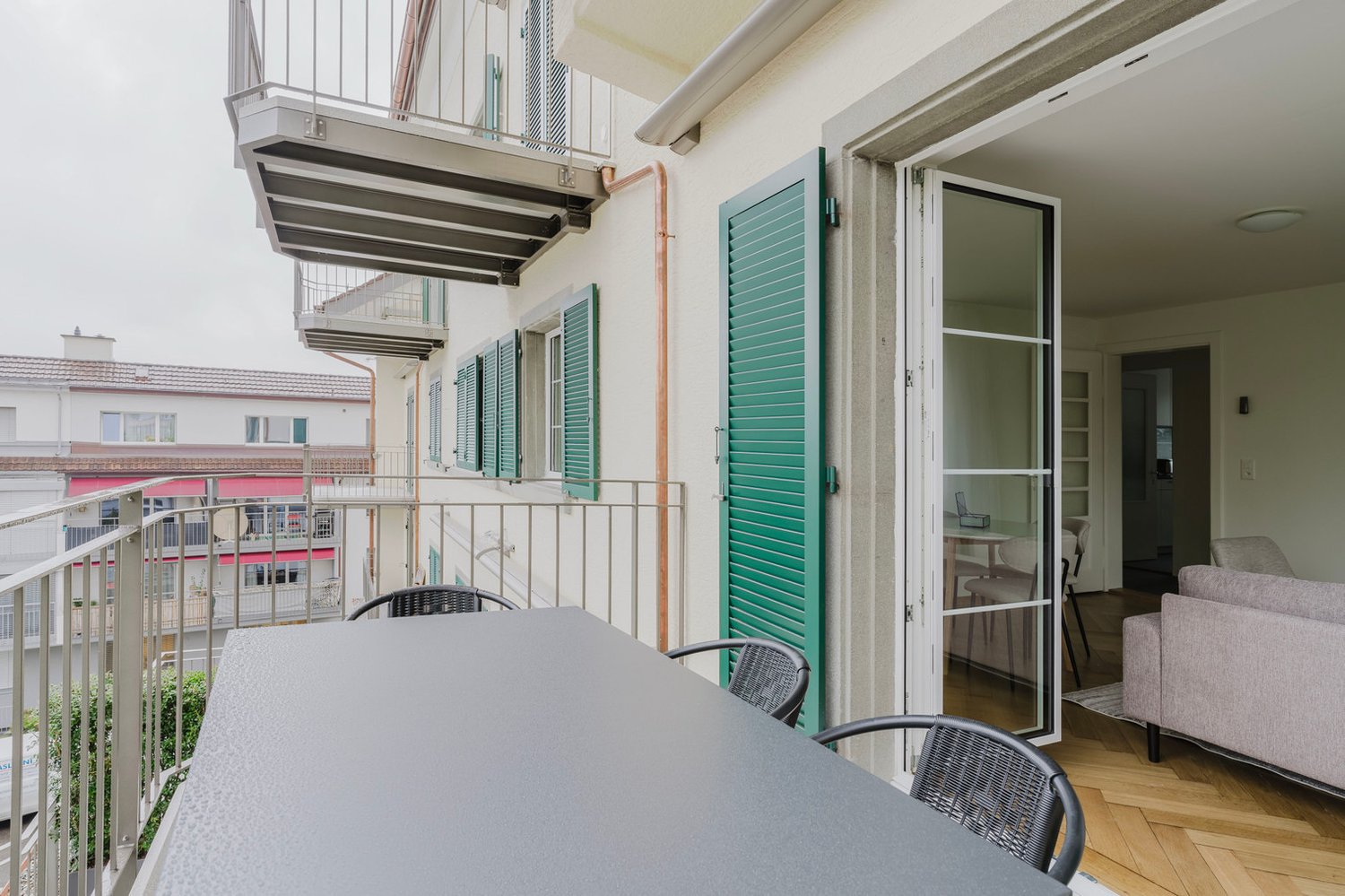 2 rooms furnished flat
