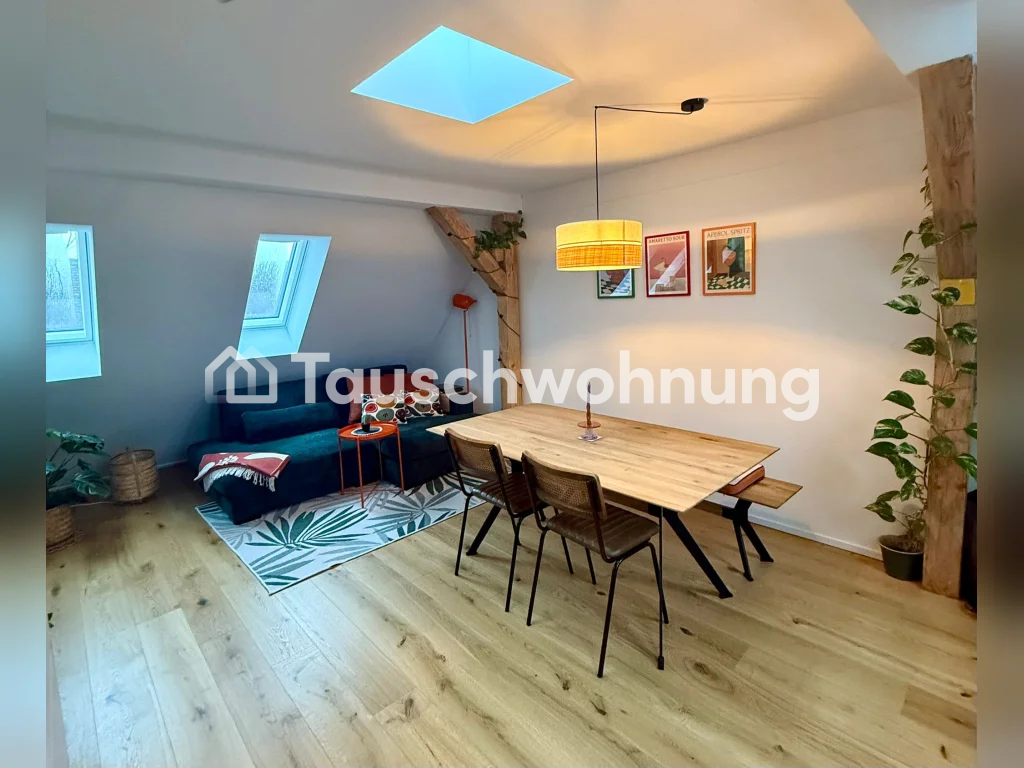 1 ½ rooms attic flat
