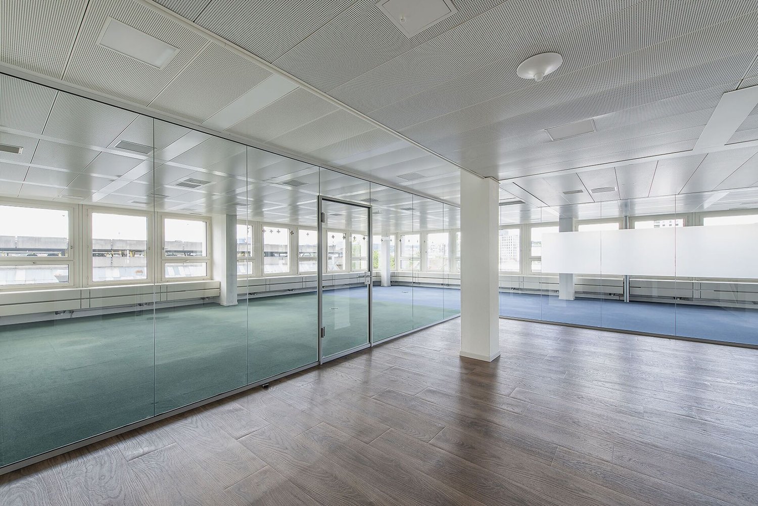 1912m² de bureaux