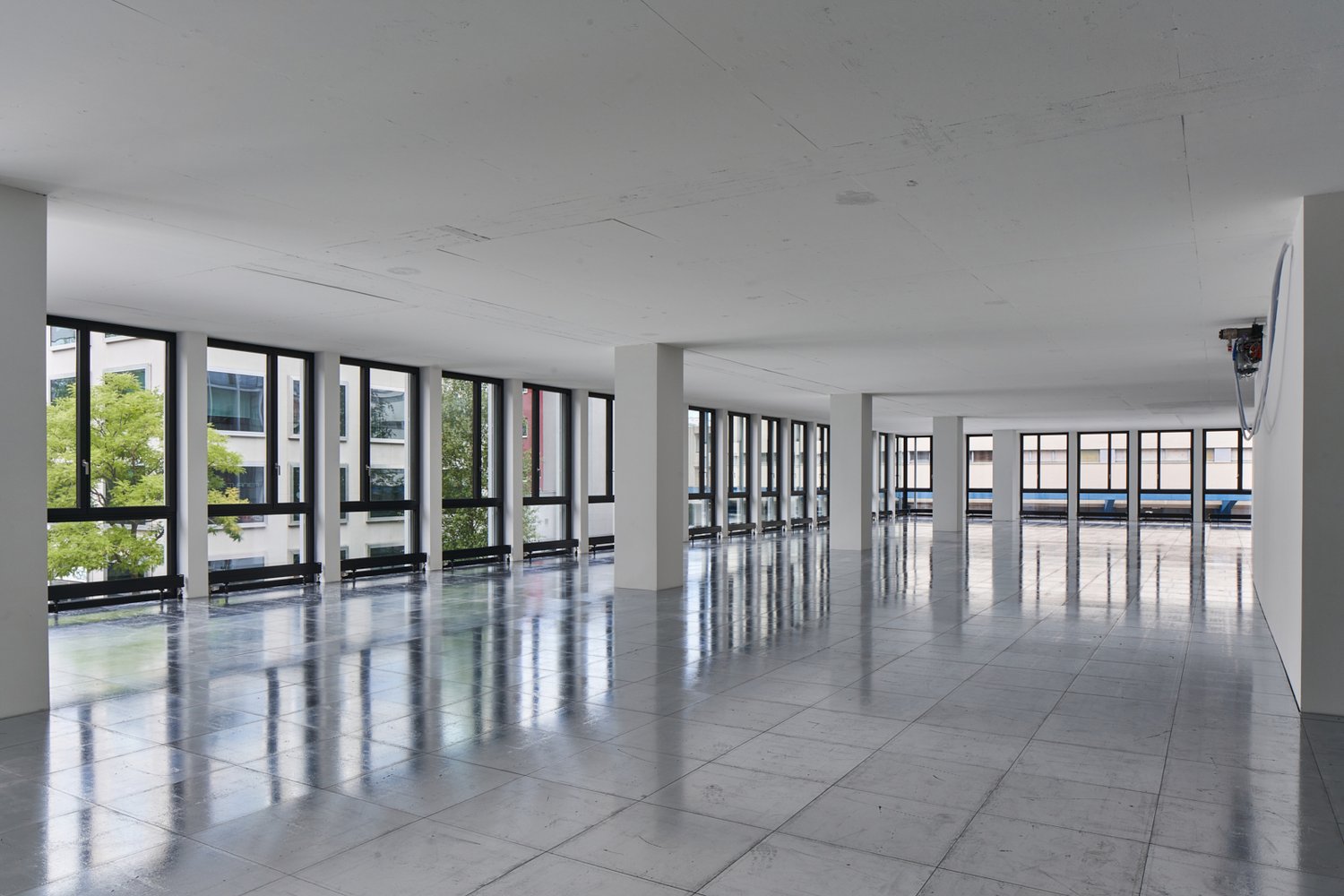 460m² commercial
