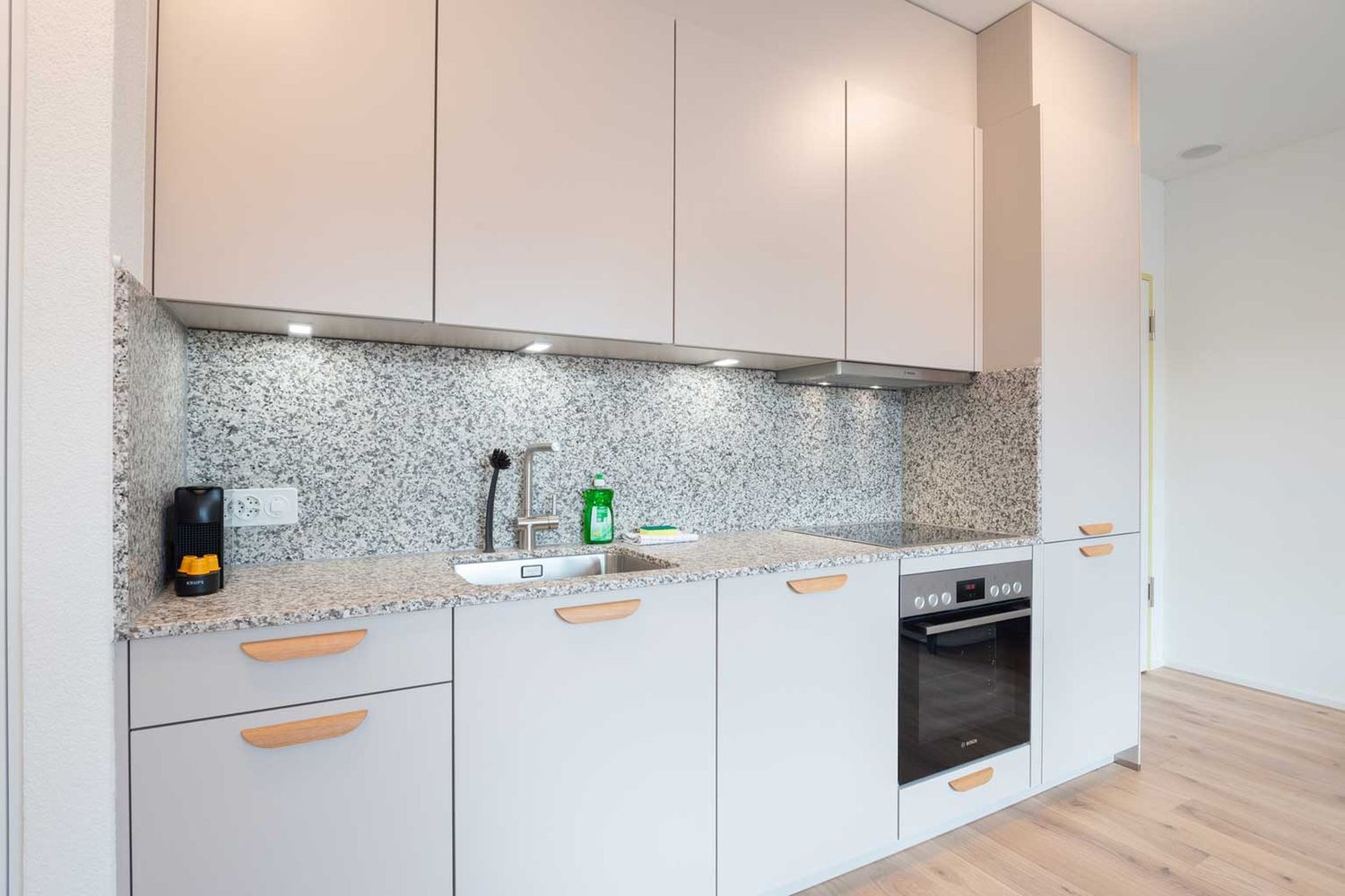 2 rooms furnished flat