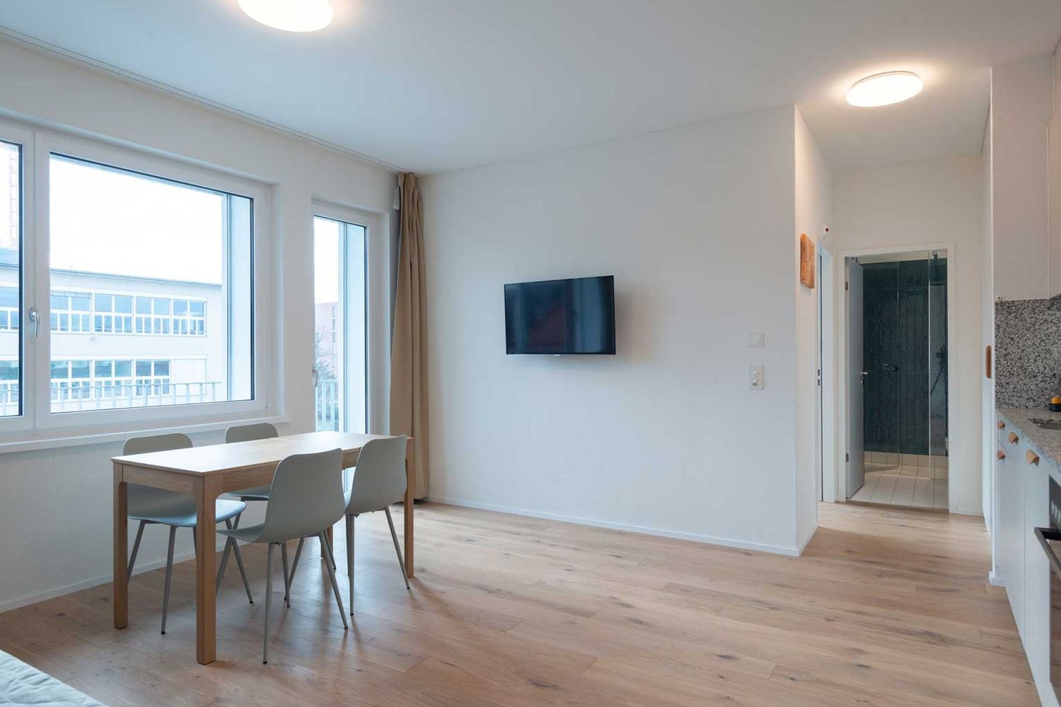 2 rooms furnished flat