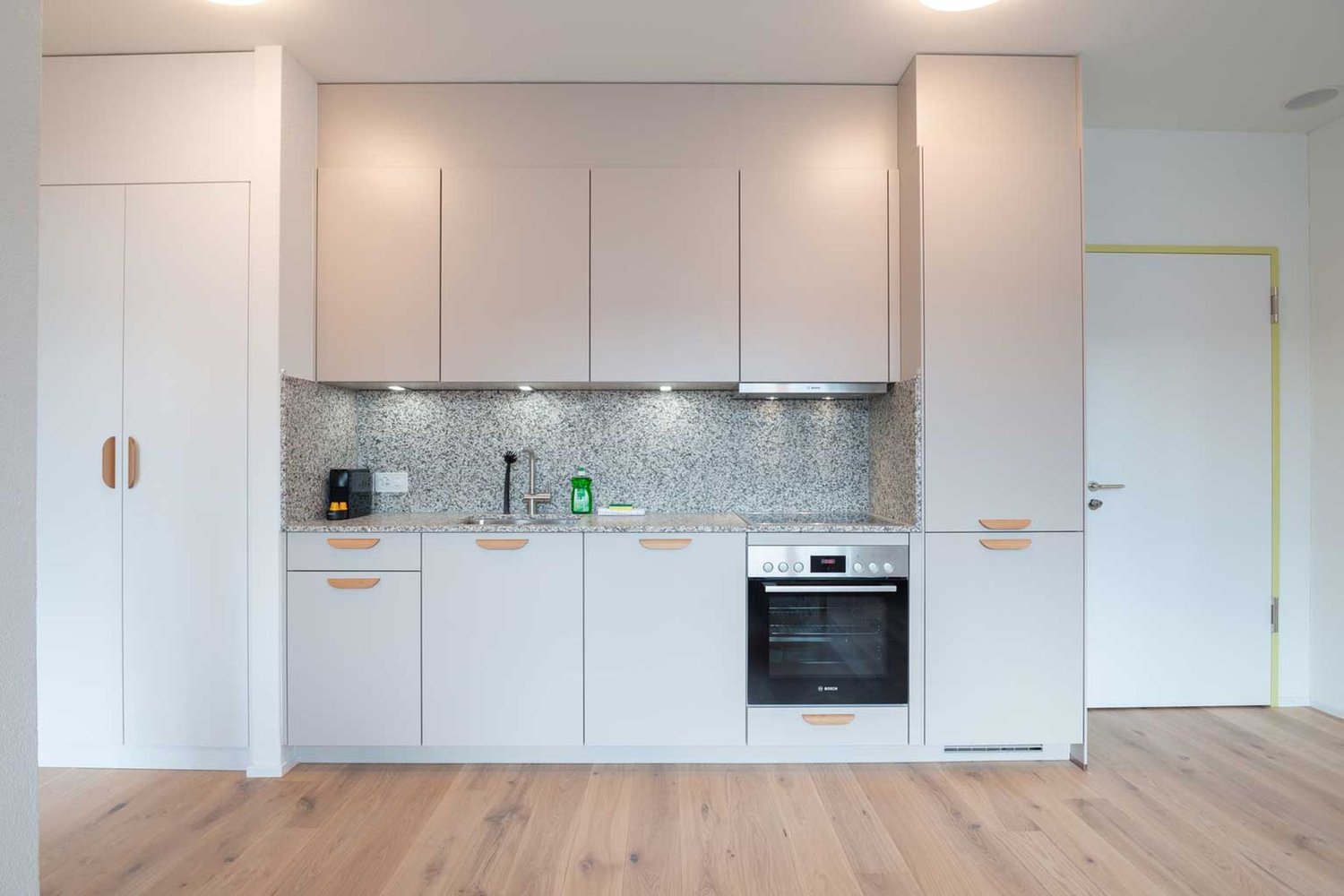 2 rooms furnished flat