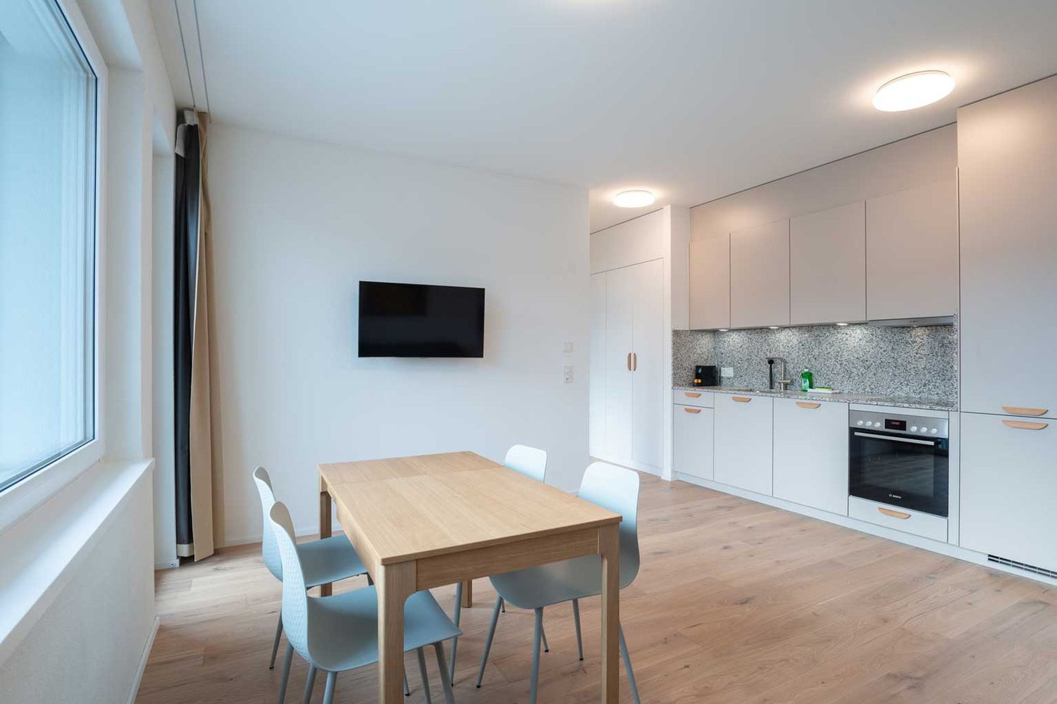 2 rooms furnished flat