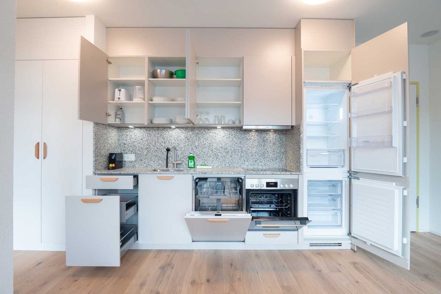2 rooms furnished flat