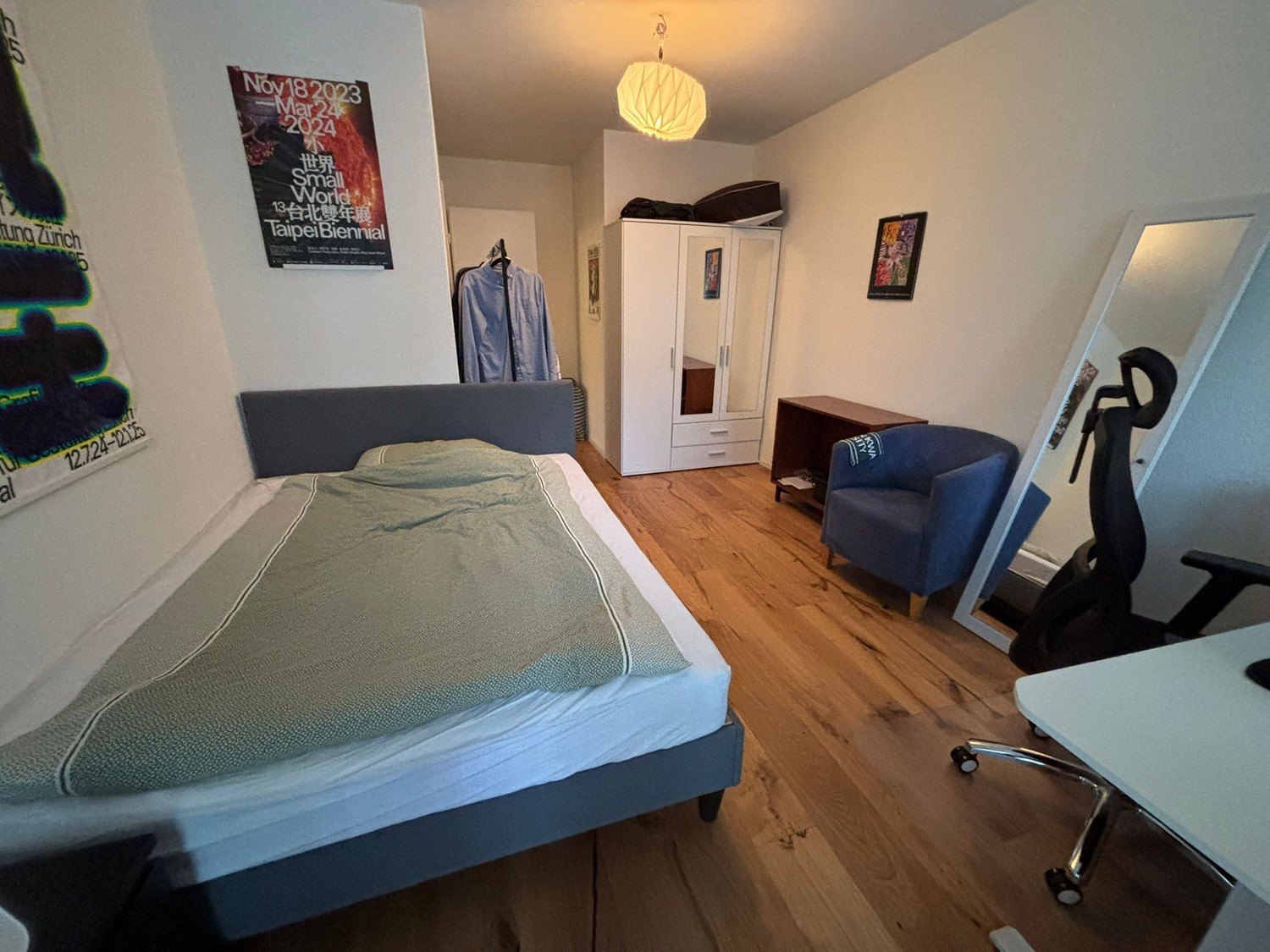 Camera in un appartamento condiviso