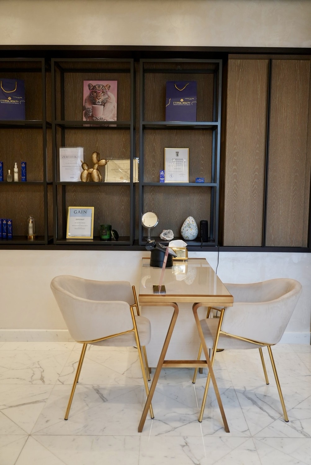 62m² commercial