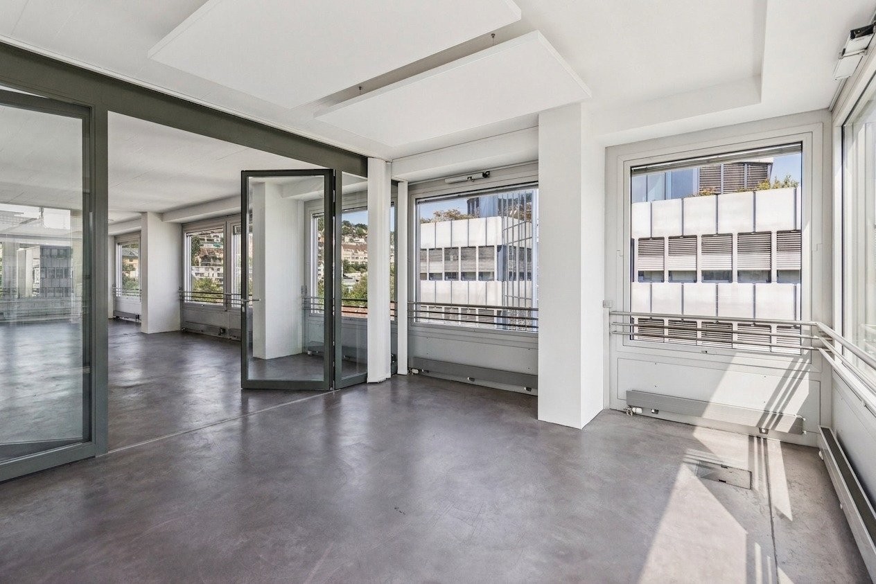 164m² office