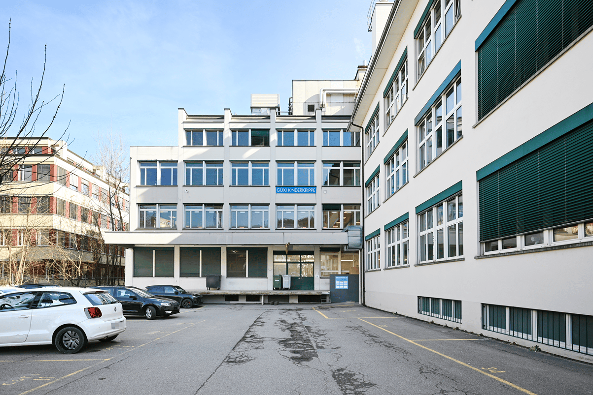 267m² office