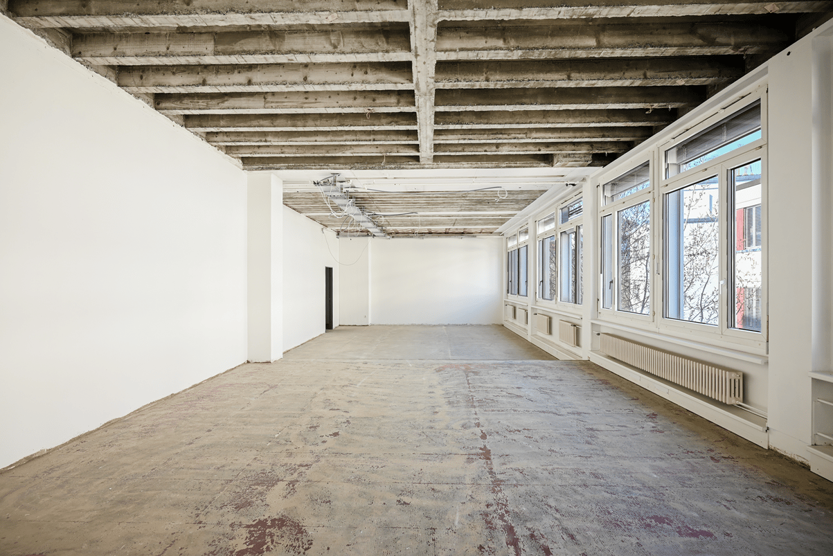 267m² office