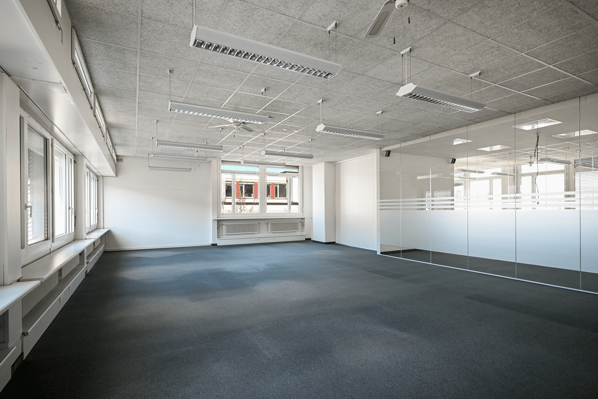 267m² office