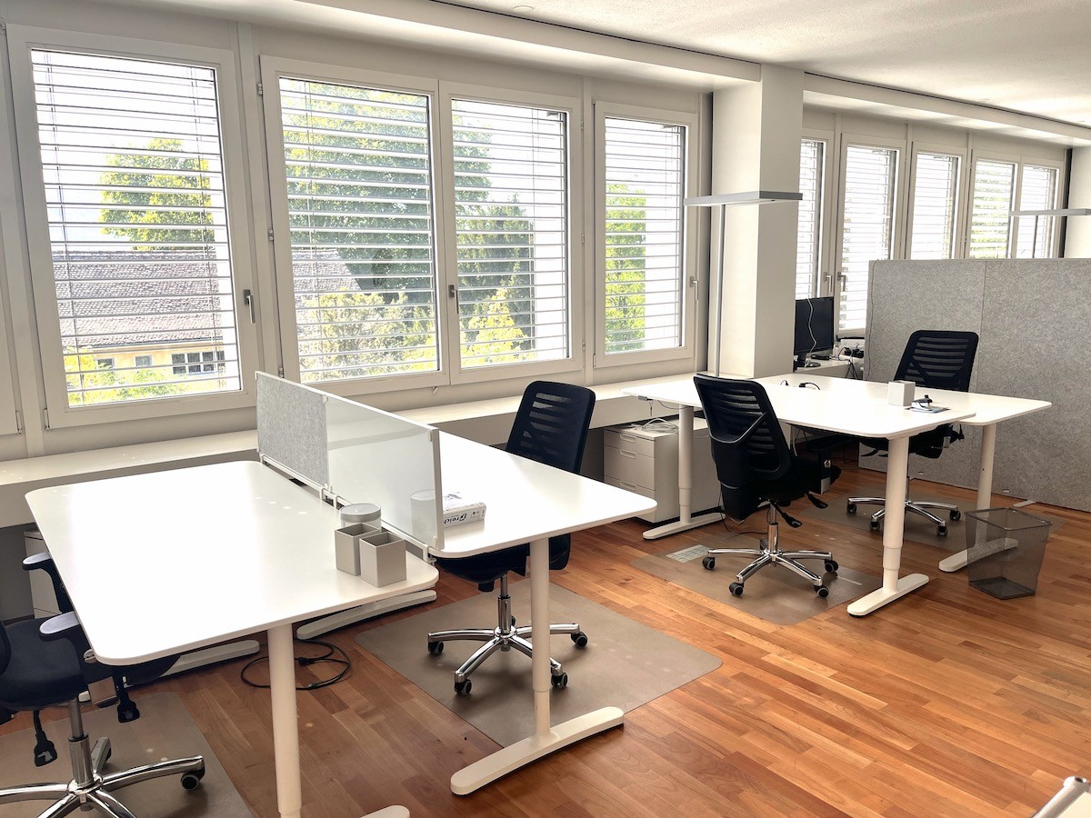 100m² commercial