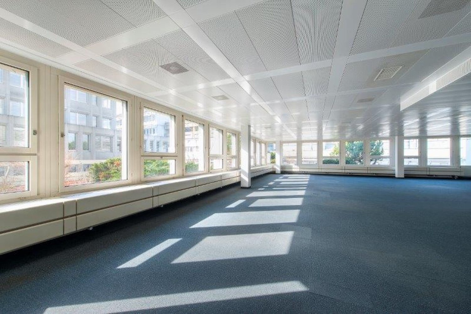 600m² de bureaux