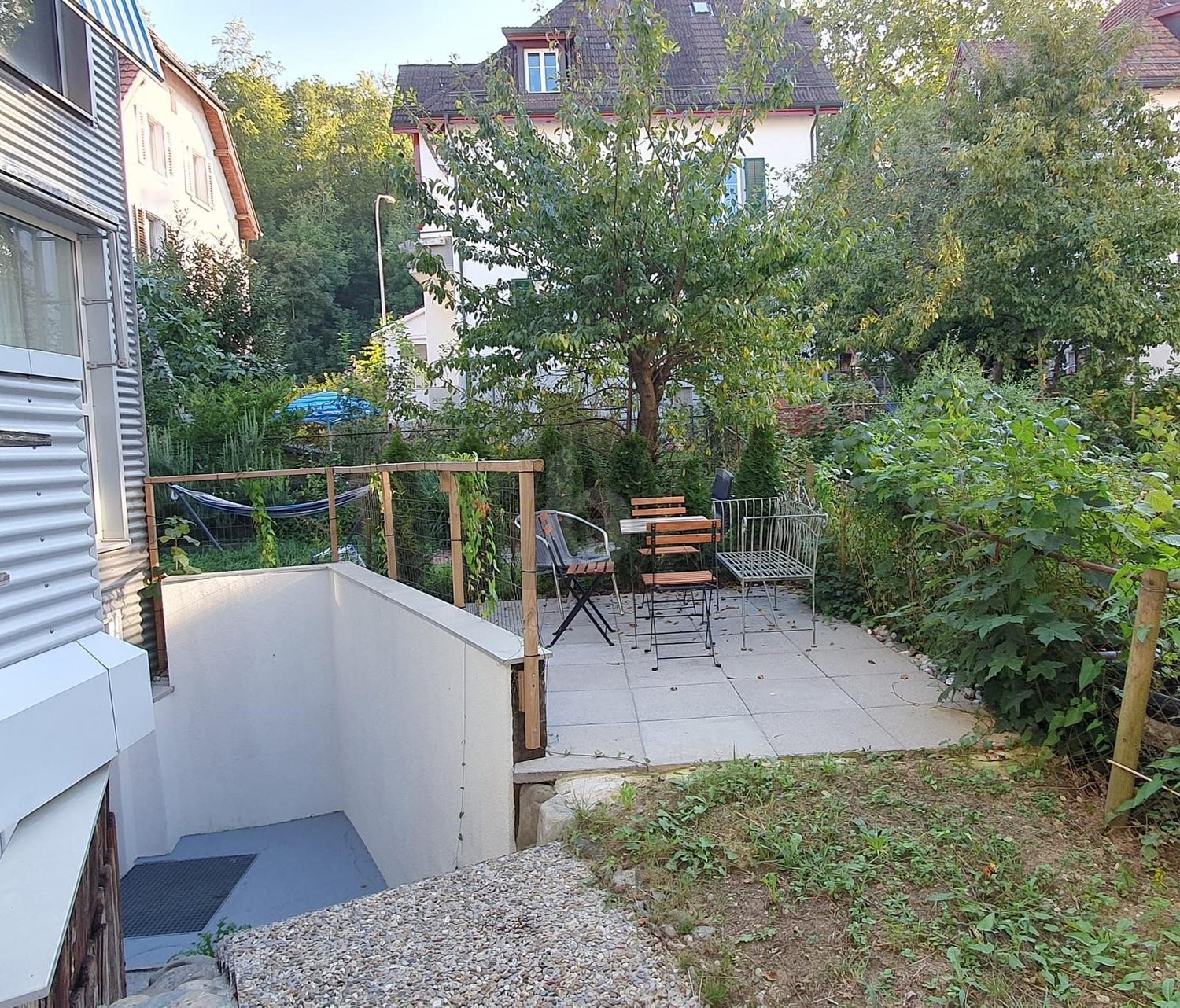 2 rooms furnished flat
