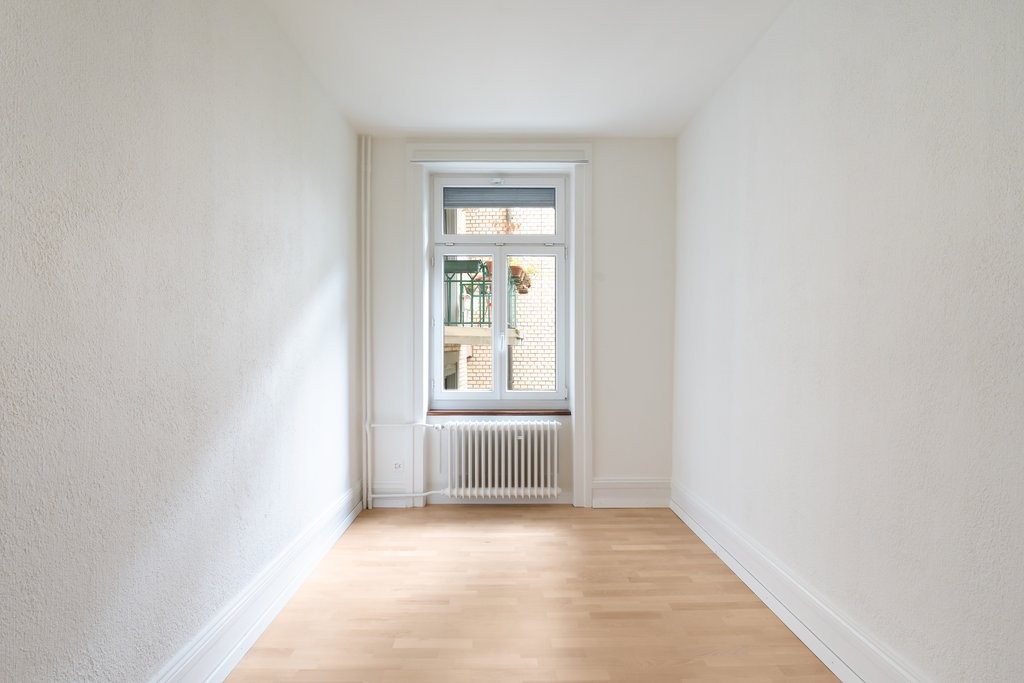 5 rooms apartment