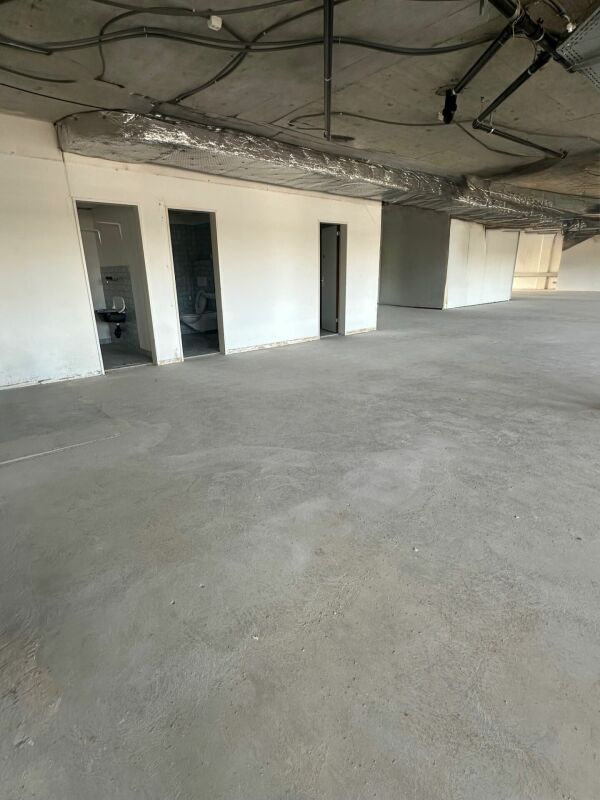 420m² bureau