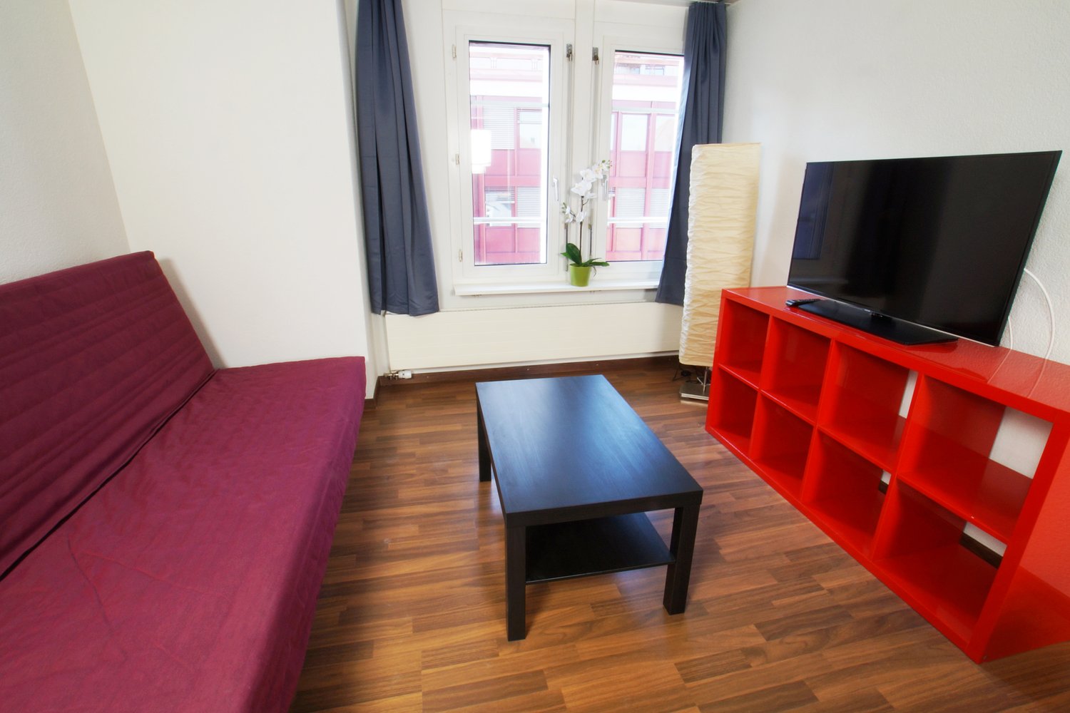 2 rooms furnished flat