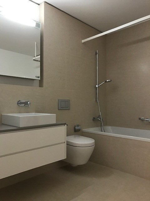 Helle 3.5-Zimmer-Wohnung mit Stadtblick und Balkon im 8. Stockwerk