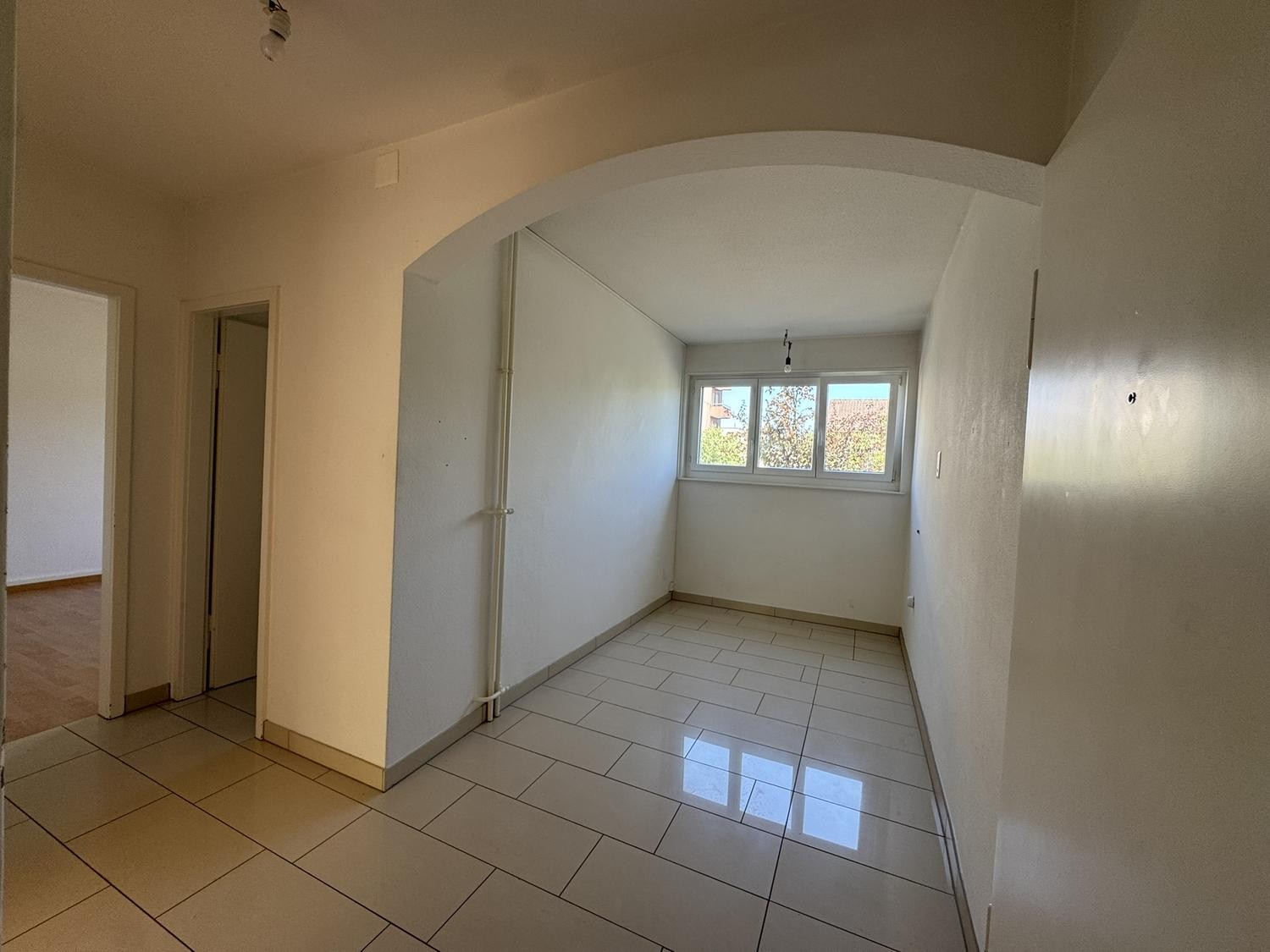 5 rooms apartment