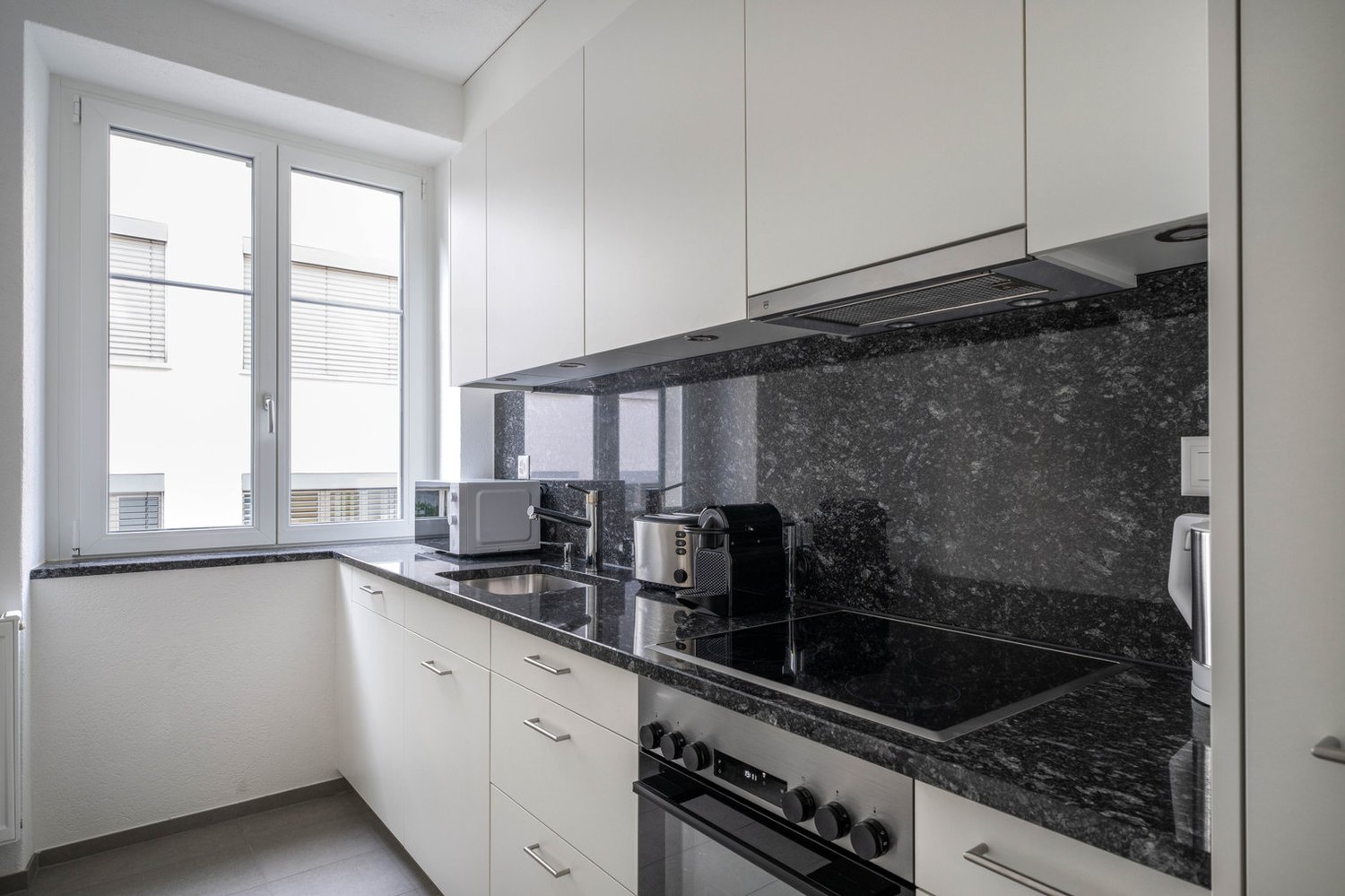 3 rooms furnished flat