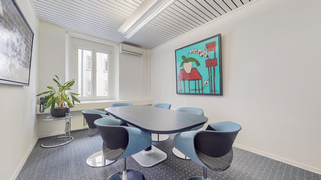 114m² office
