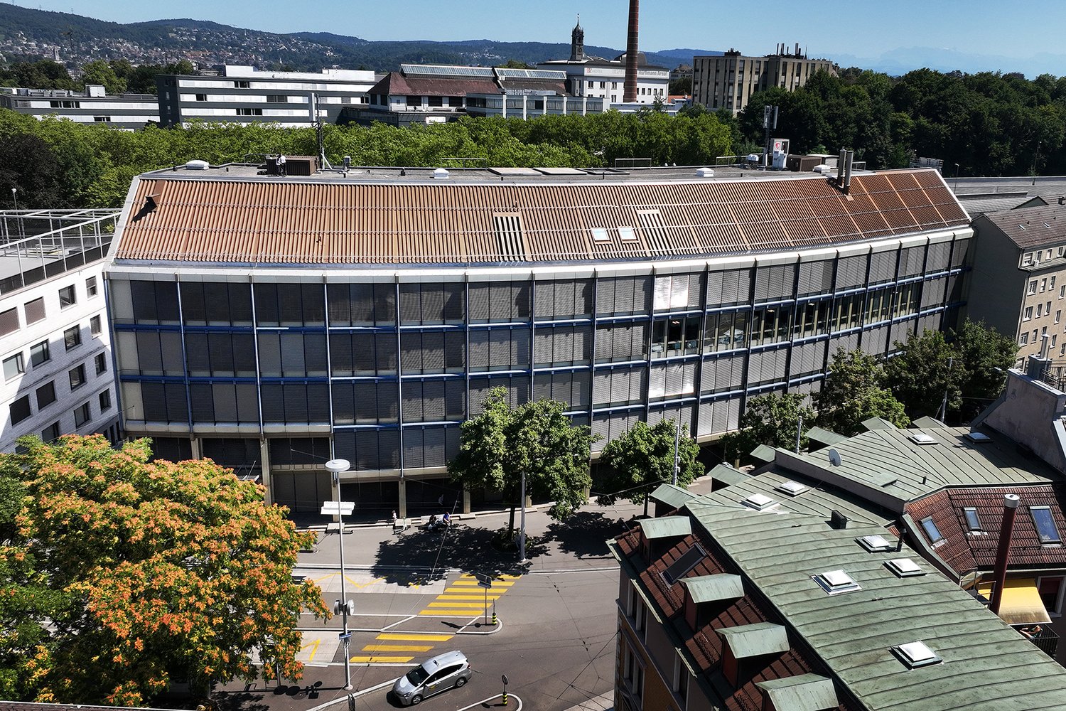 667m² office