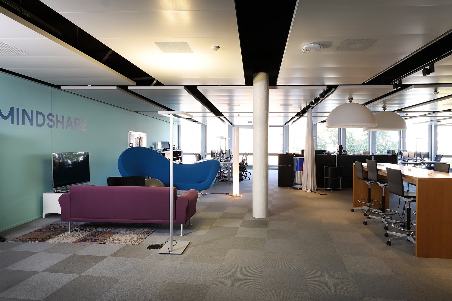 667m² office