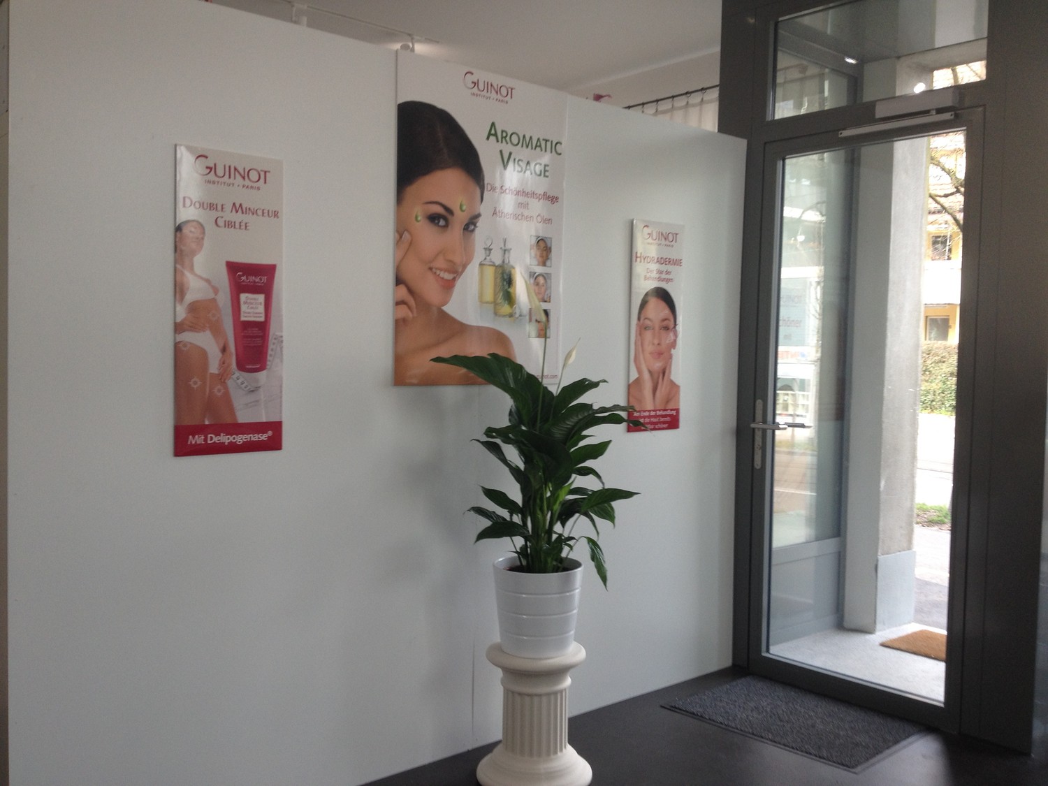 25m² commercial