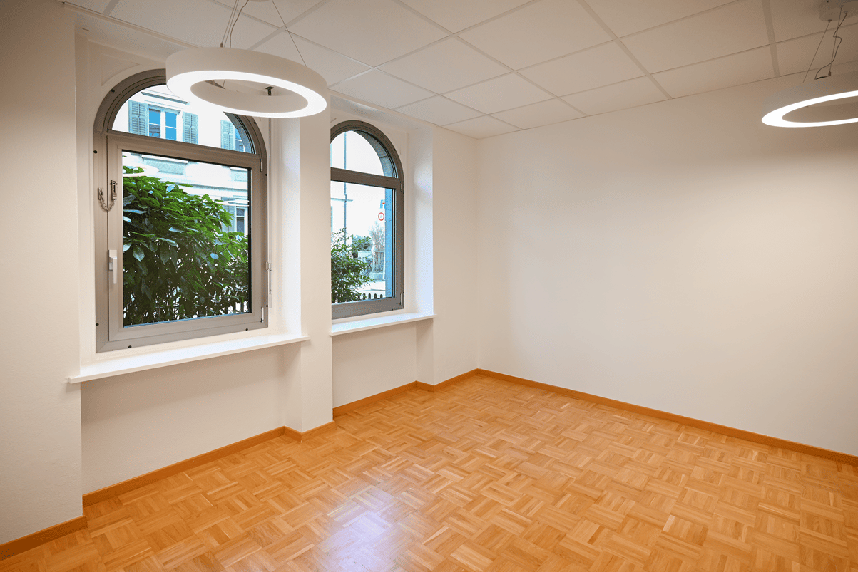 249m² commercial