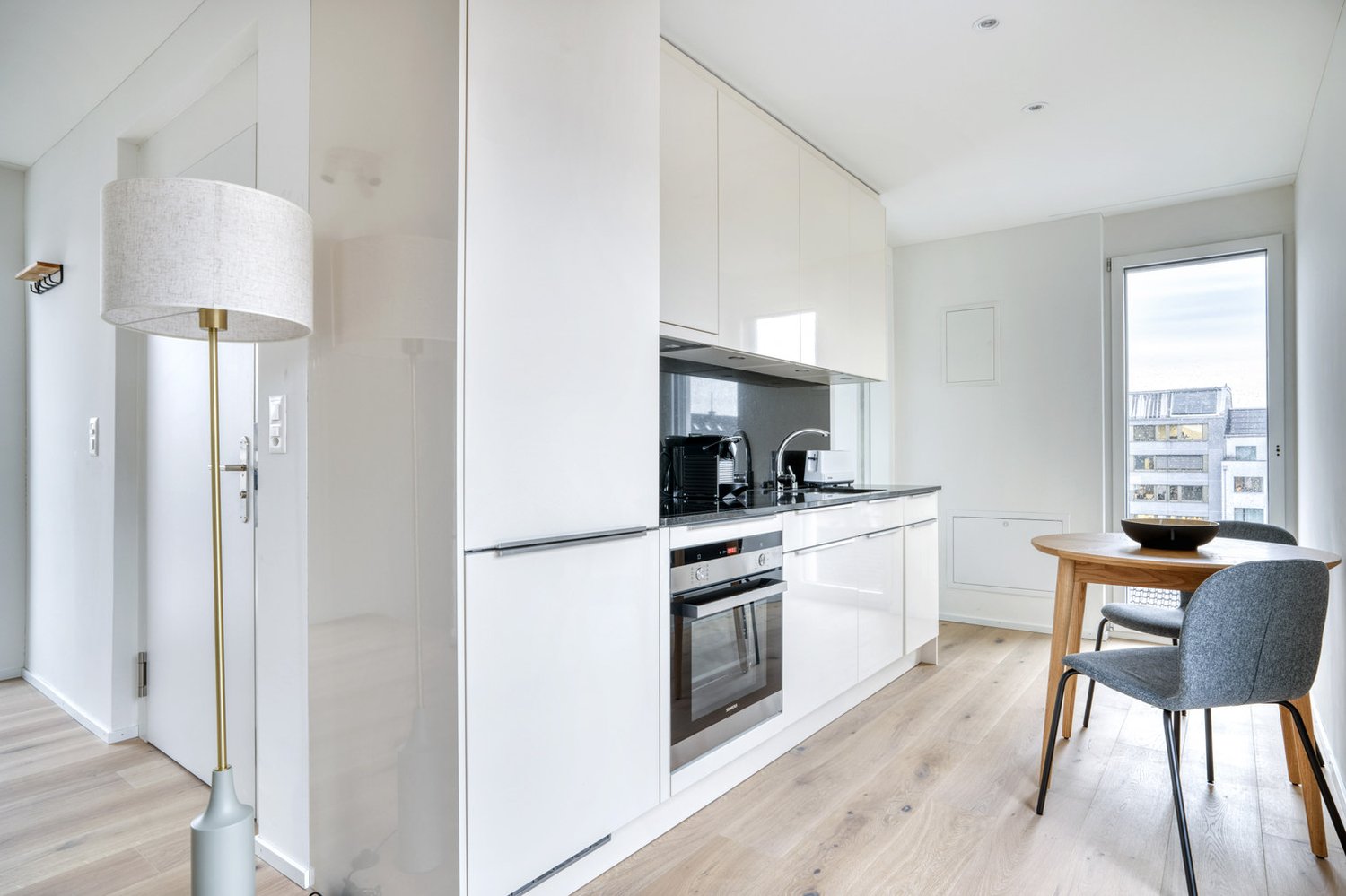 2 rooms furnished flat