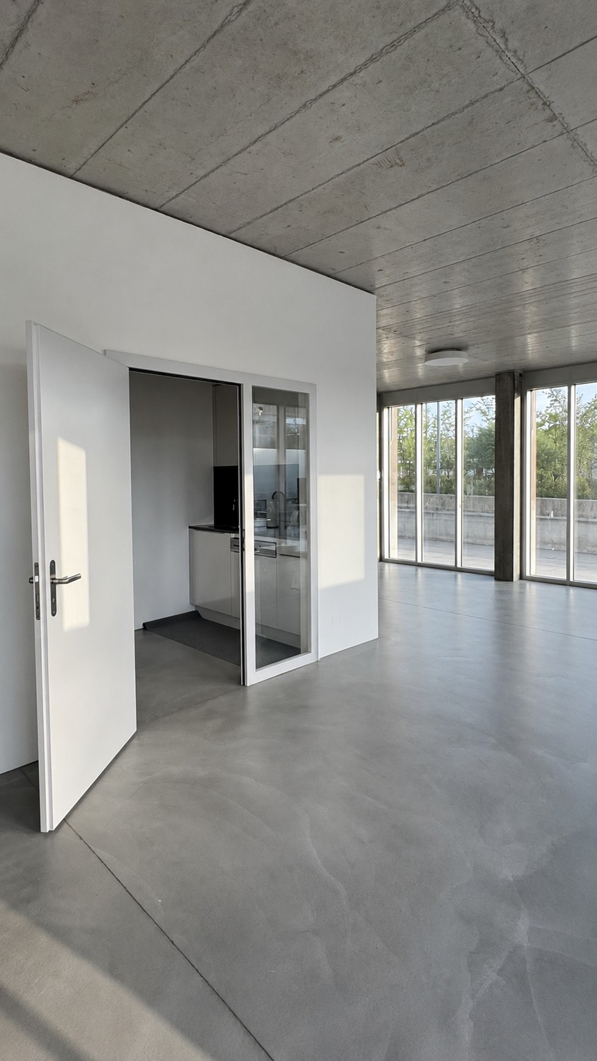 116m² commercial