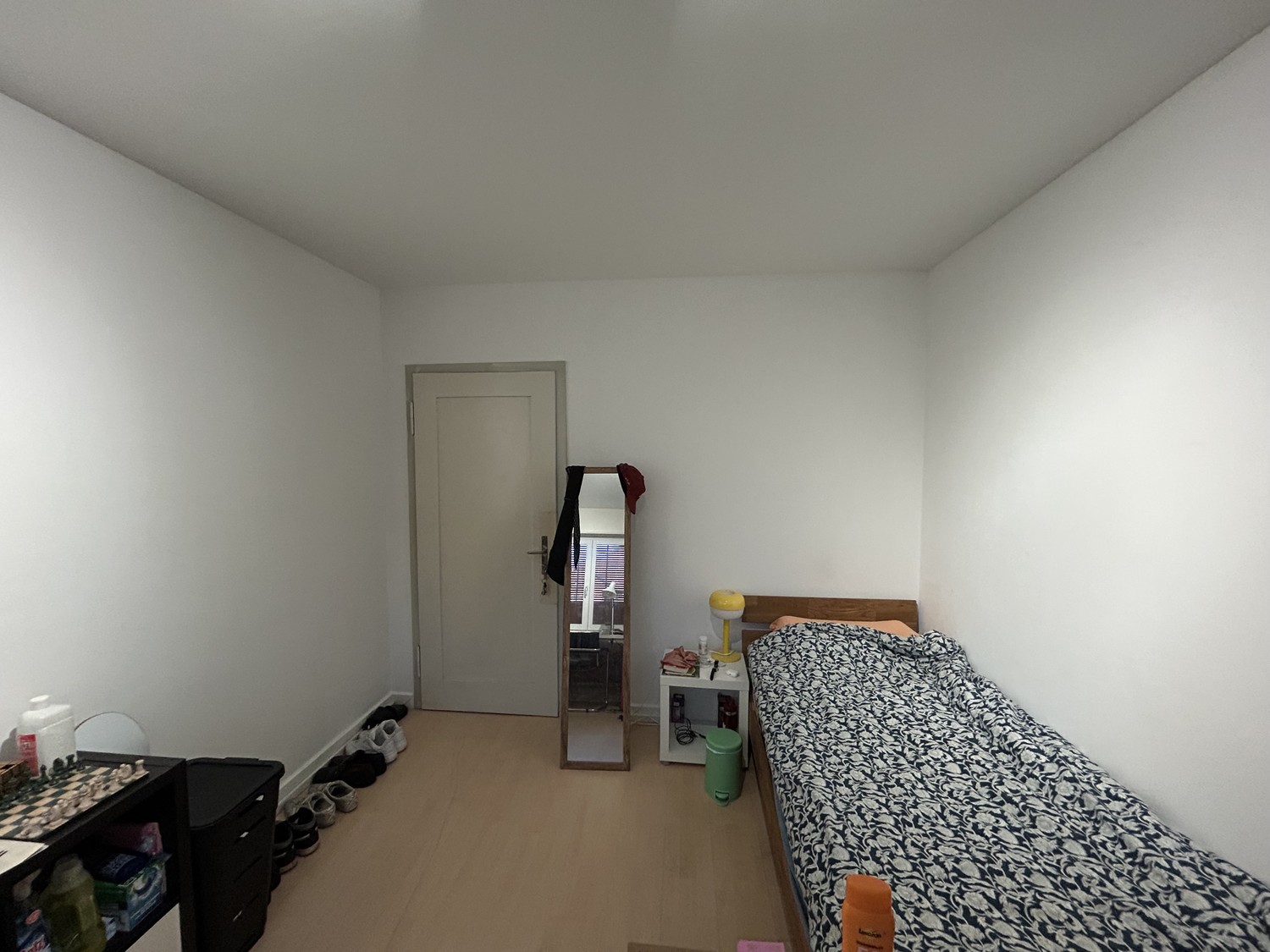 Camera in un appartamento condiviso