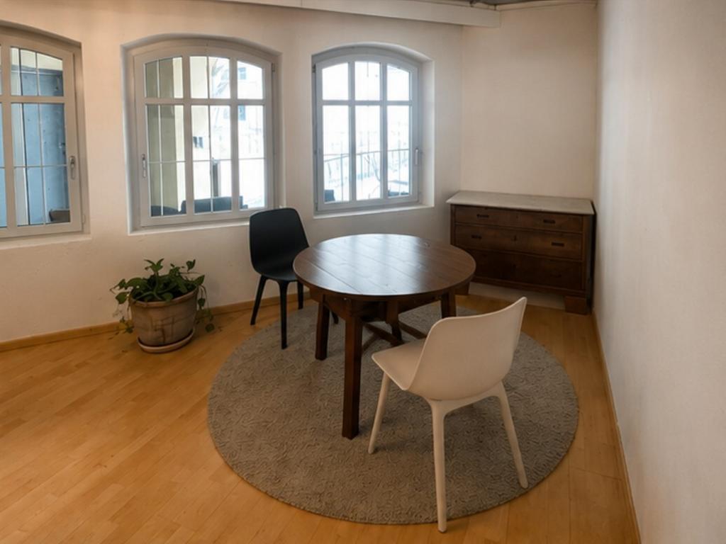 91m² office