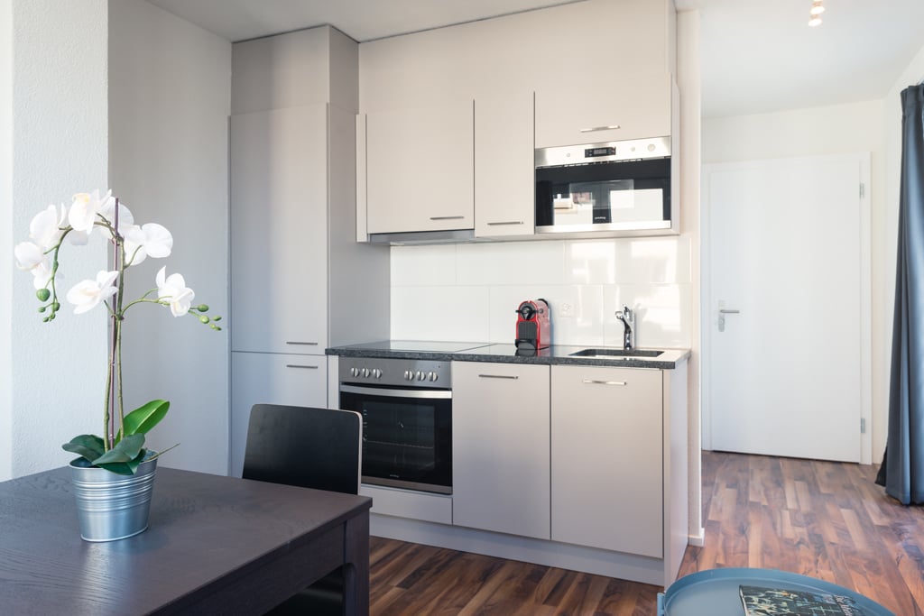 2 rooms furnished flat