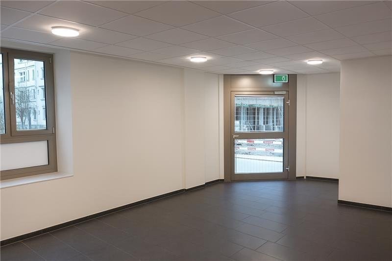 118m² office