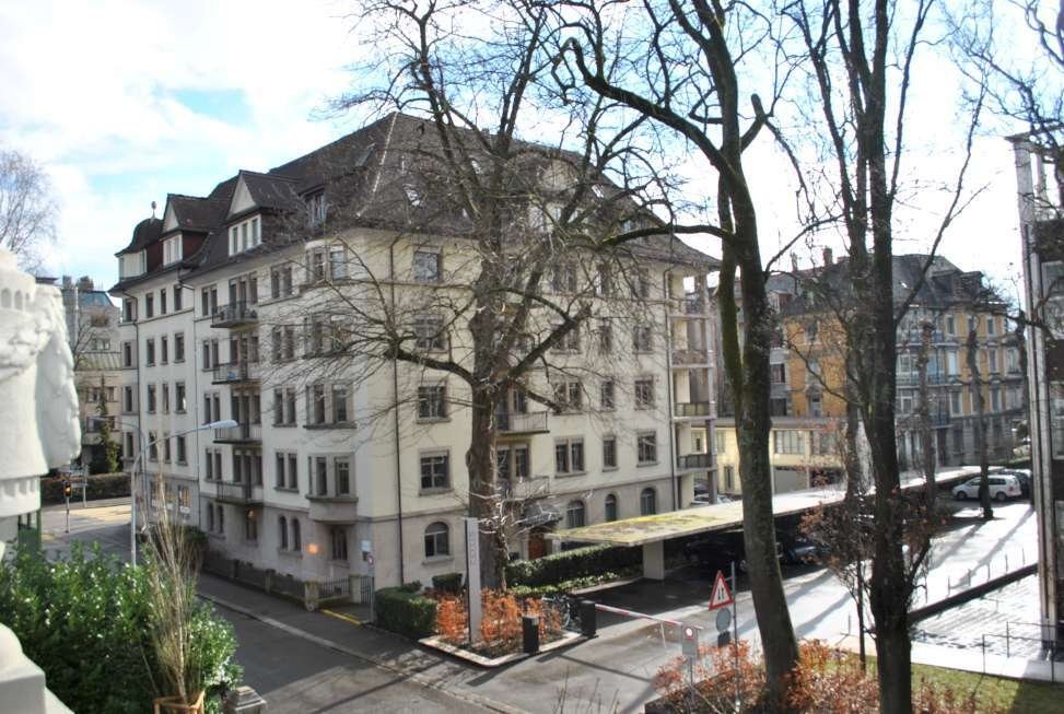 118m² office