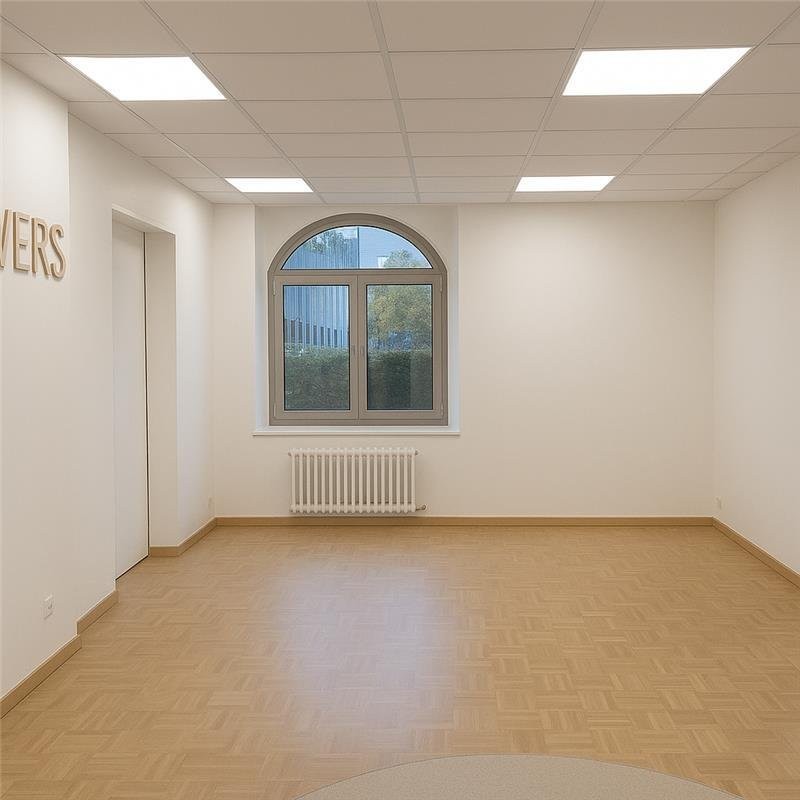 118m² office