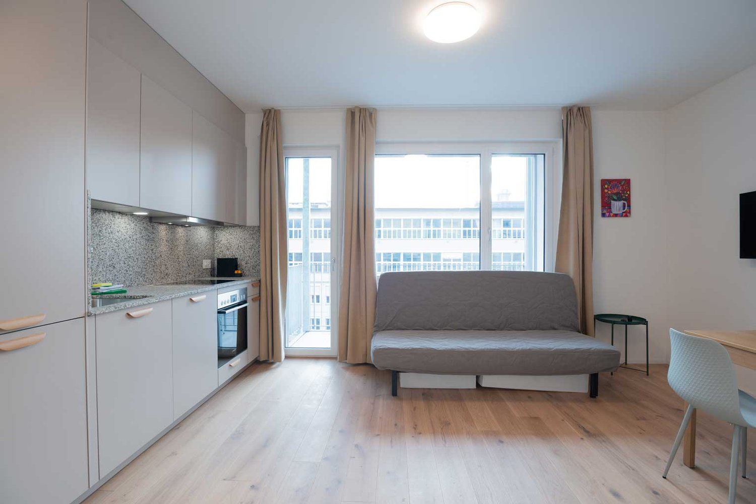 2 rooms furnished flat