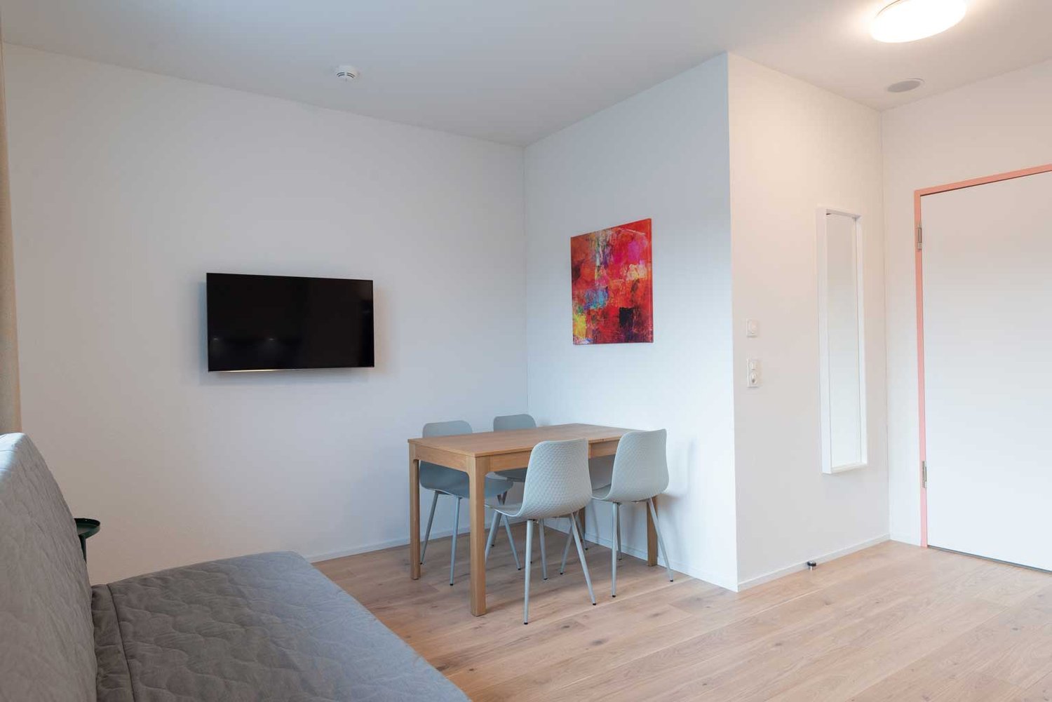 2 rooms furnished flat