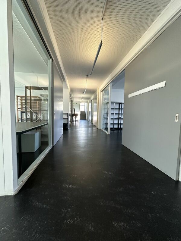 318m² de bureaux