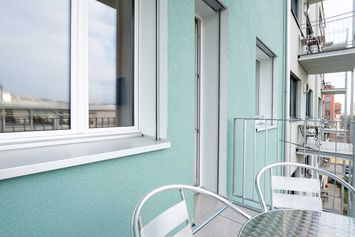 2 rooms furnished flat