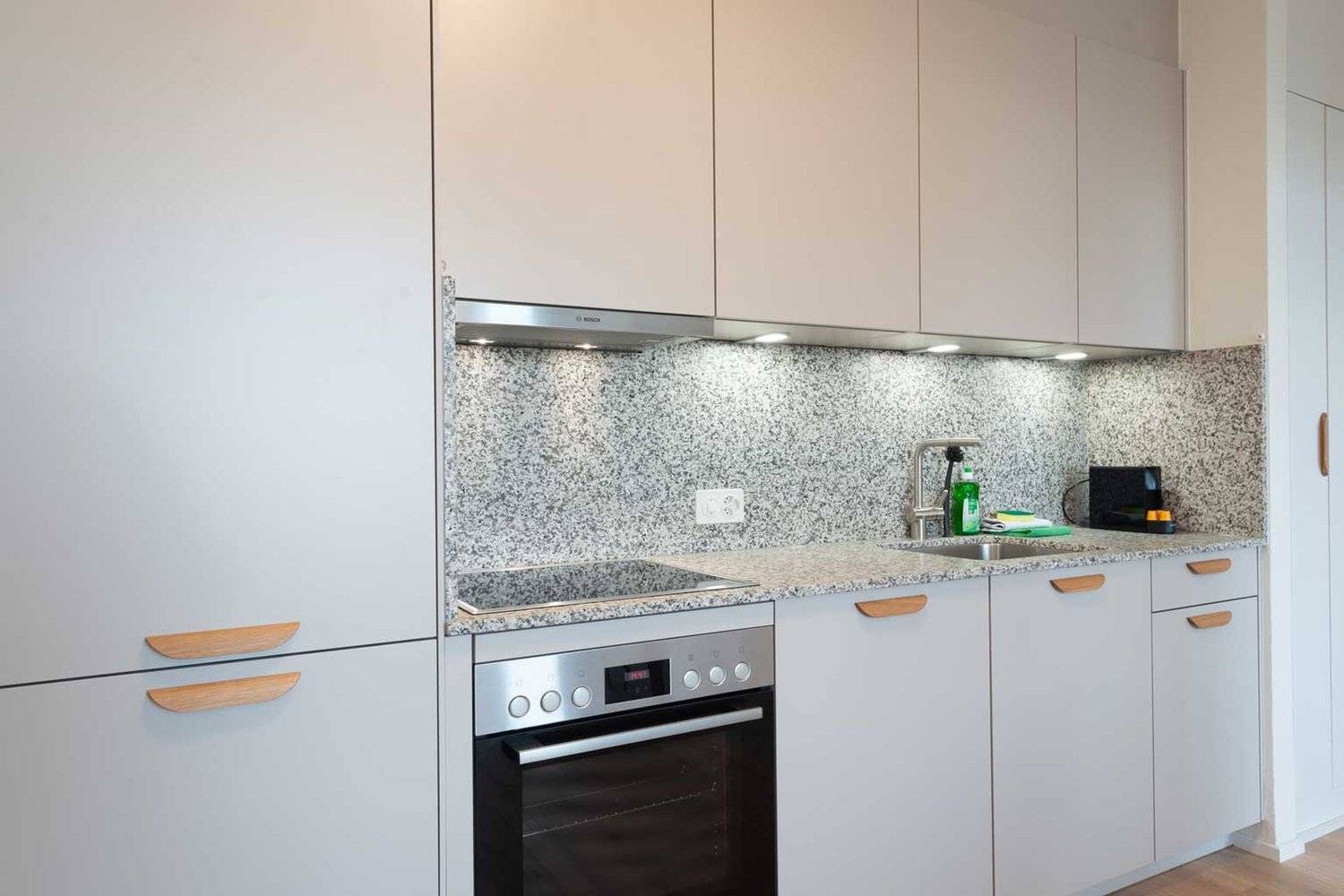 2 rooms furnished flat
