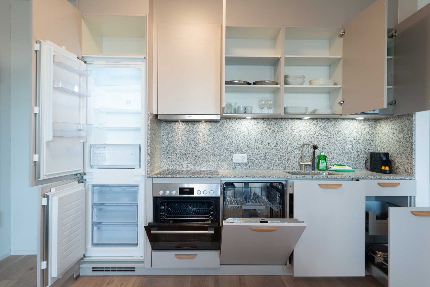 2 rooms furnished flat