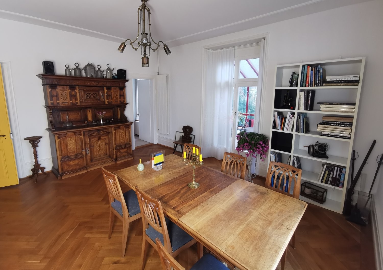 4 rooms furnished flat