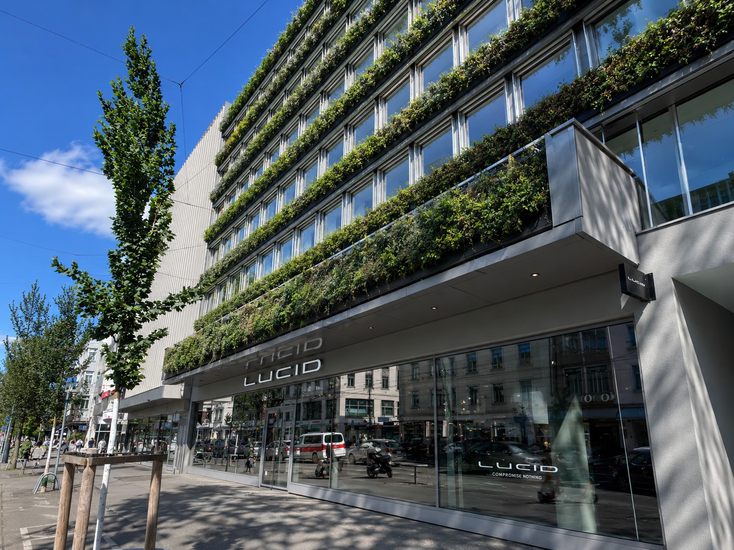 1078m² office