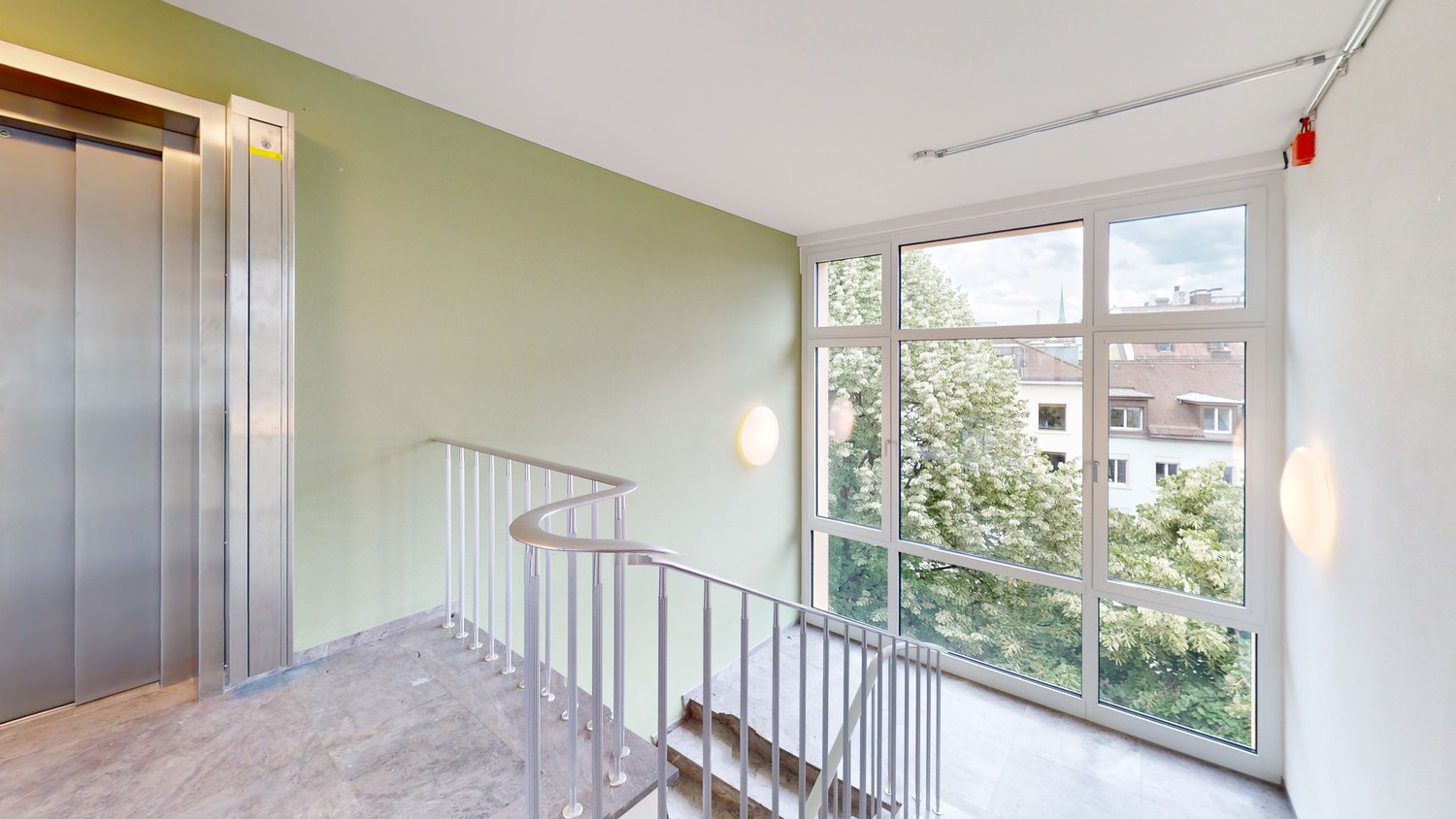 1078m² office