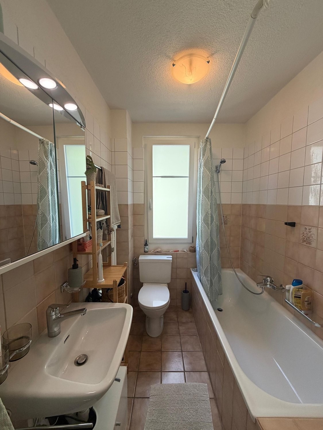 3 rooms furnished flat